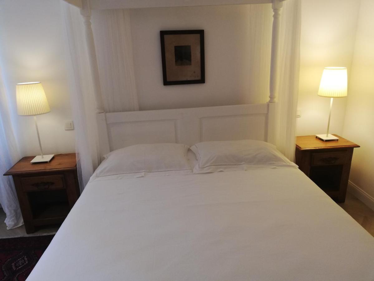 Les 3 Platanes Bed & Breakfast Conilhac-Corbières Екстериор снимка