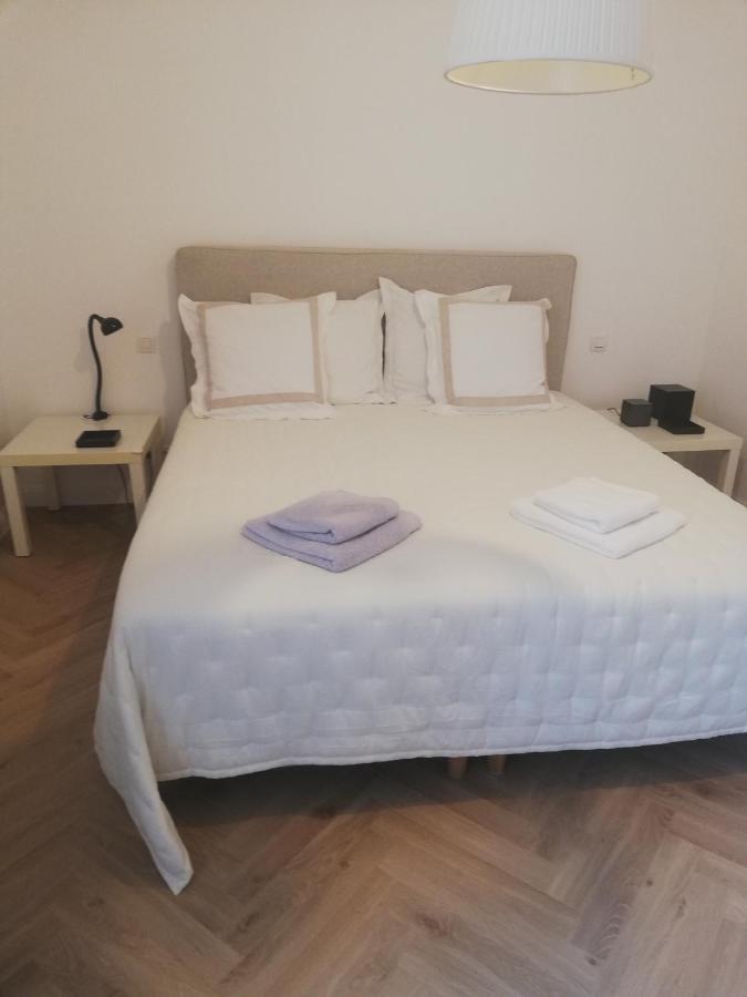 Les 3 Platanes Bed & Breakfast Conilhac-Corbières Екстериор снимка