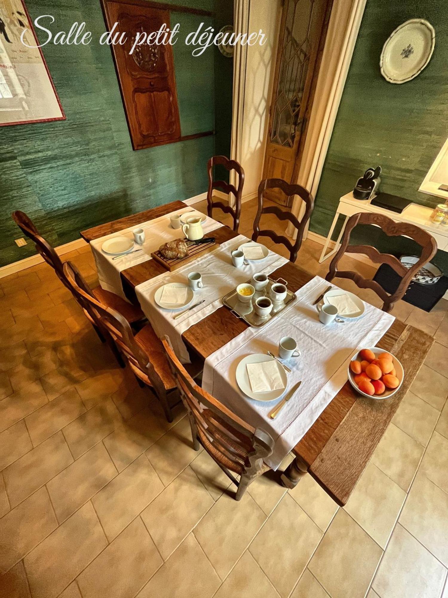 Les 3 Platanes Bed & Breakfast Conilhac-Corbières Екстериор снимка